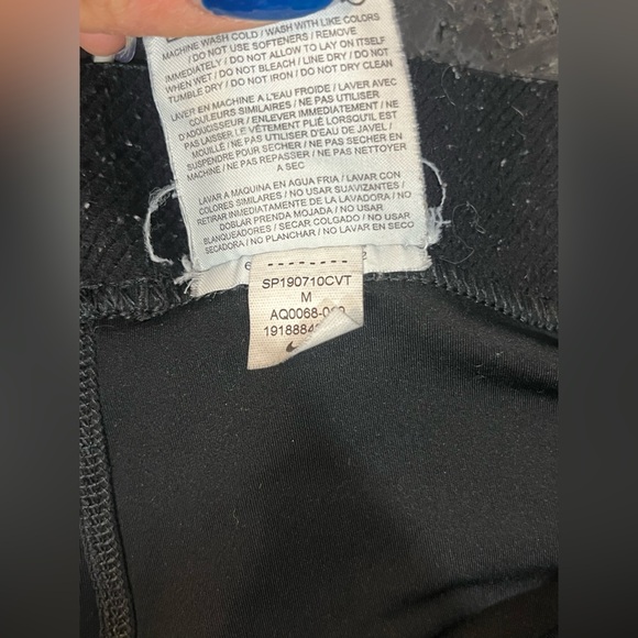 Nike Womens Pro Distort Training Legging Black and White Logo Activewear - Picture 7 of 7